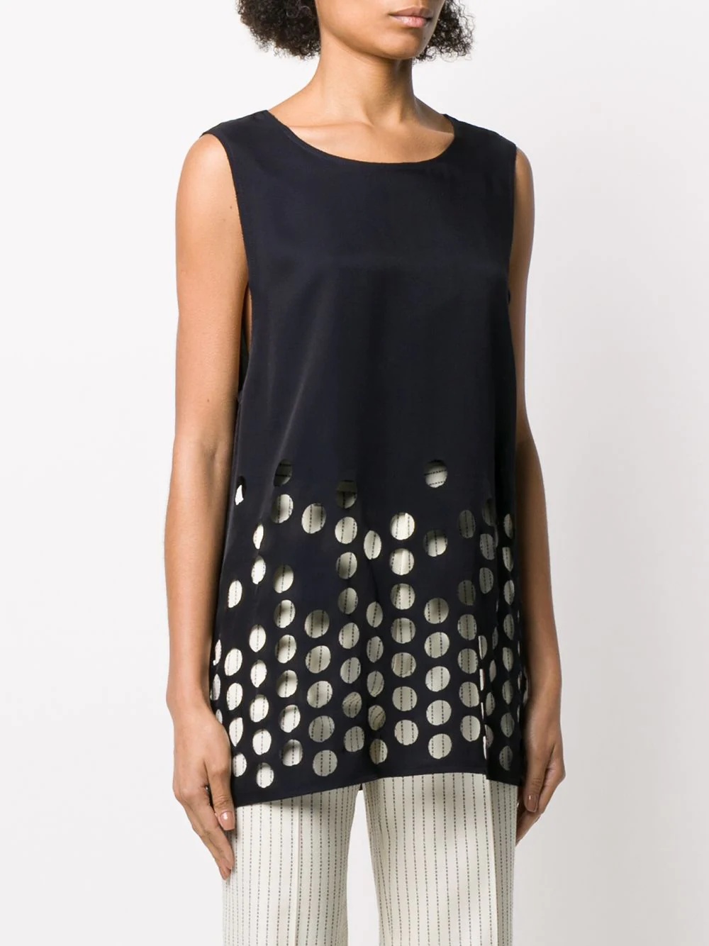 cut-out detail sleeveless top - 3