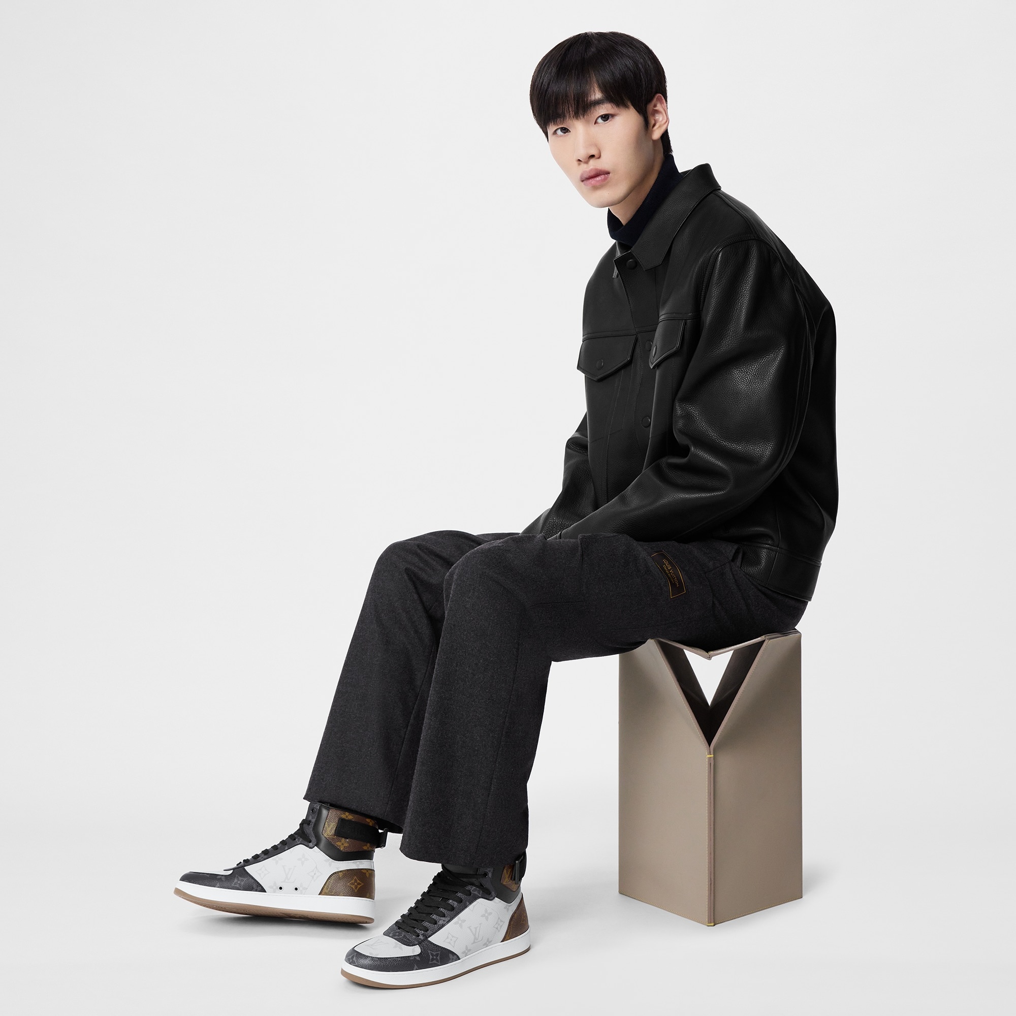 Rivoli Sneaker Boot - 7