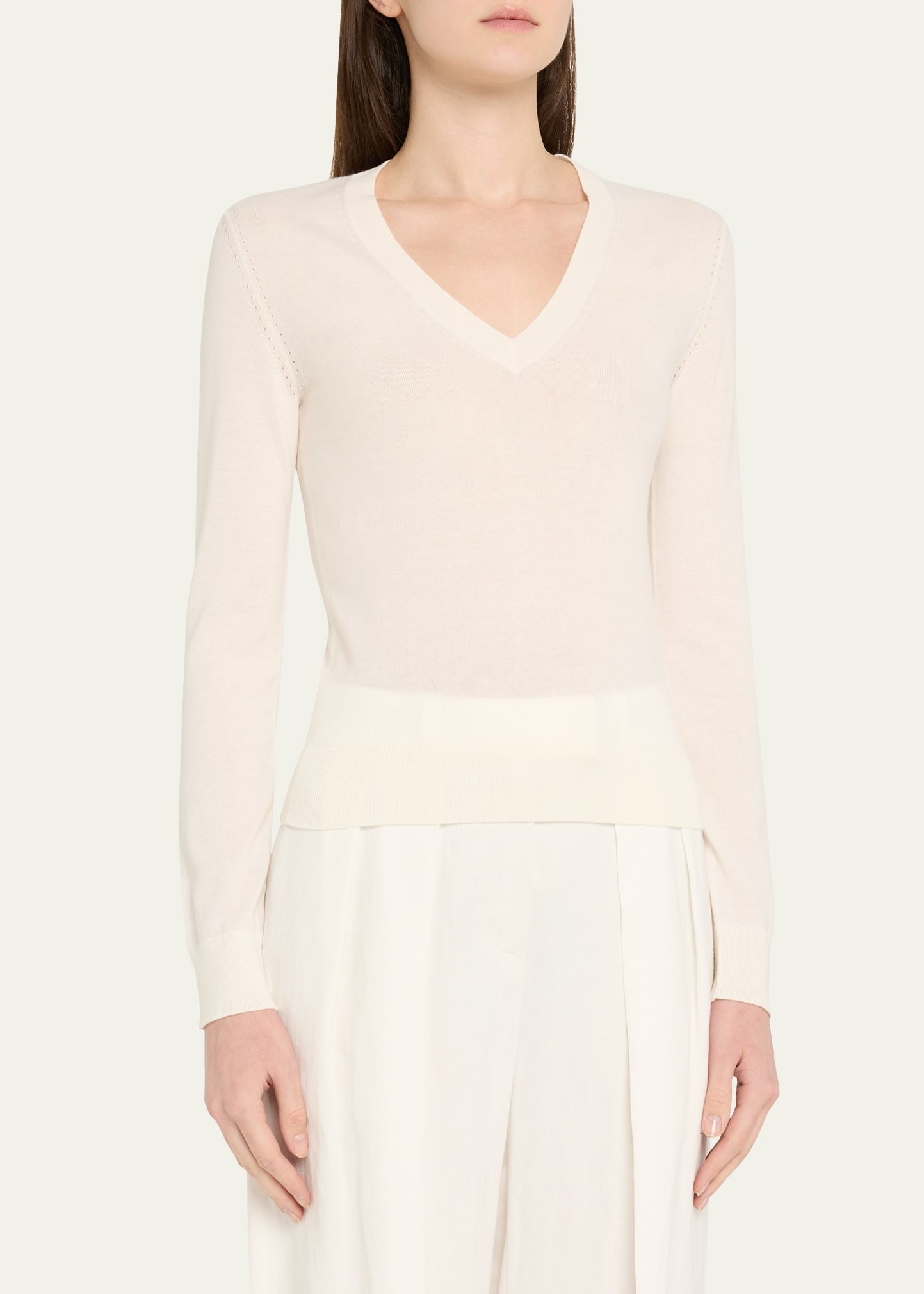 V-Neck Cashmere Sweater - 4