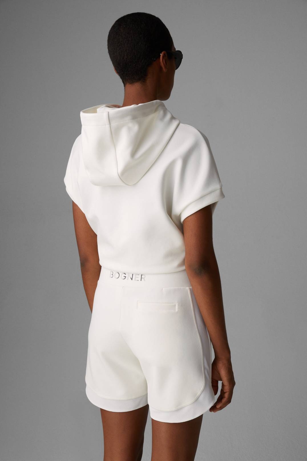 ALEXIA SWEAT SHORTS IN OFF-WHITE - 3