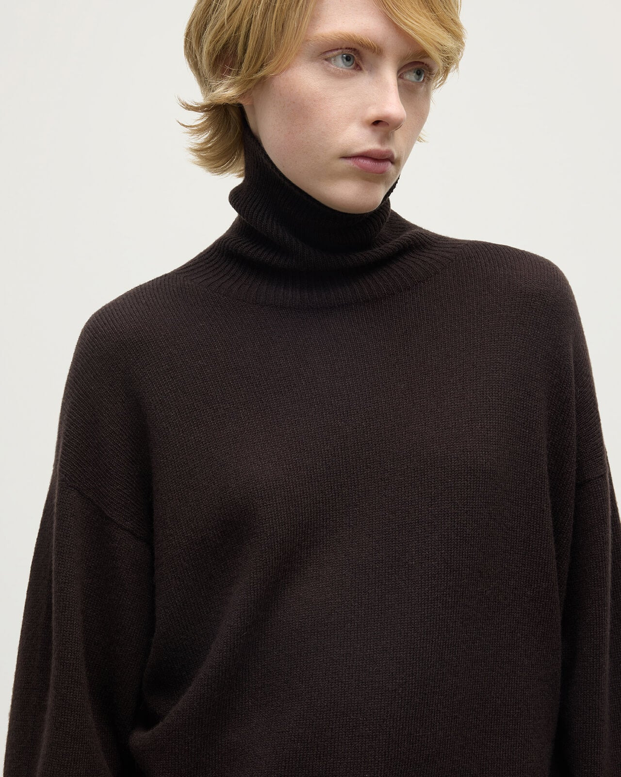 Gauzy Cashmere Brown Roll Neck Jumper - 5