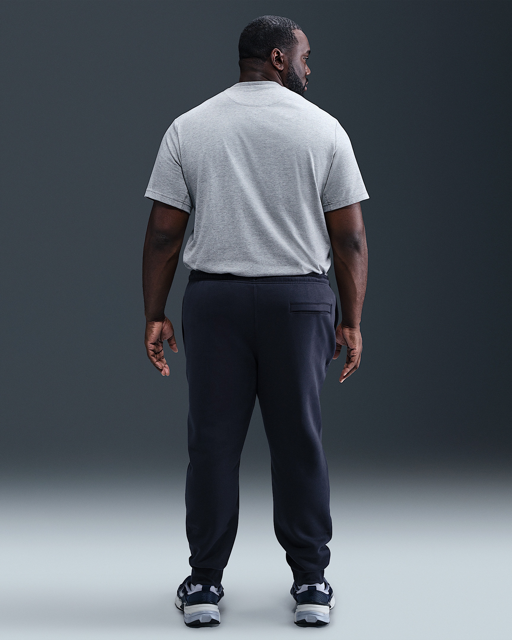 Nike Club Men's Joggers - 9