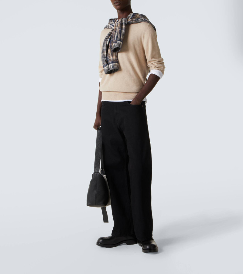 arch4 Cashmere sweater outlook