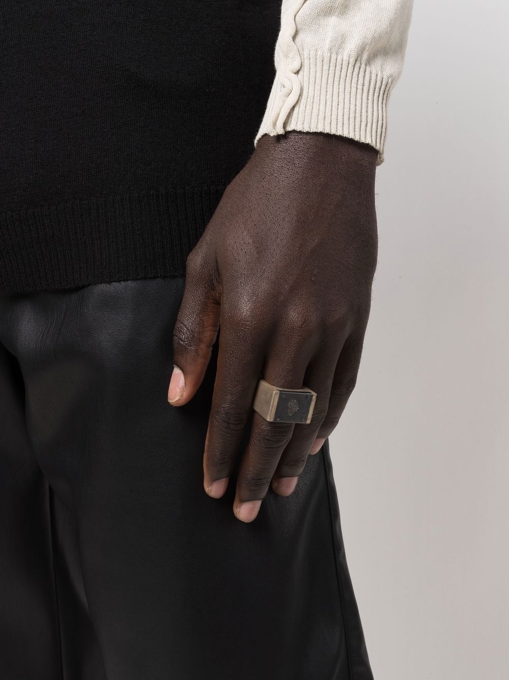 Plate diamond-fragment ring - 2