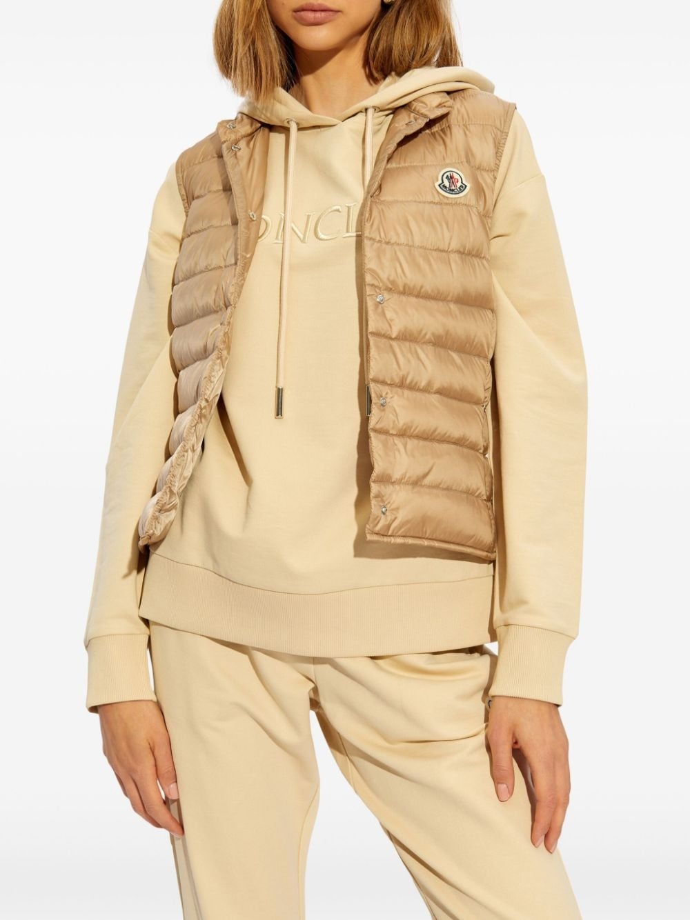 mock neck logo patch down gilet - 3