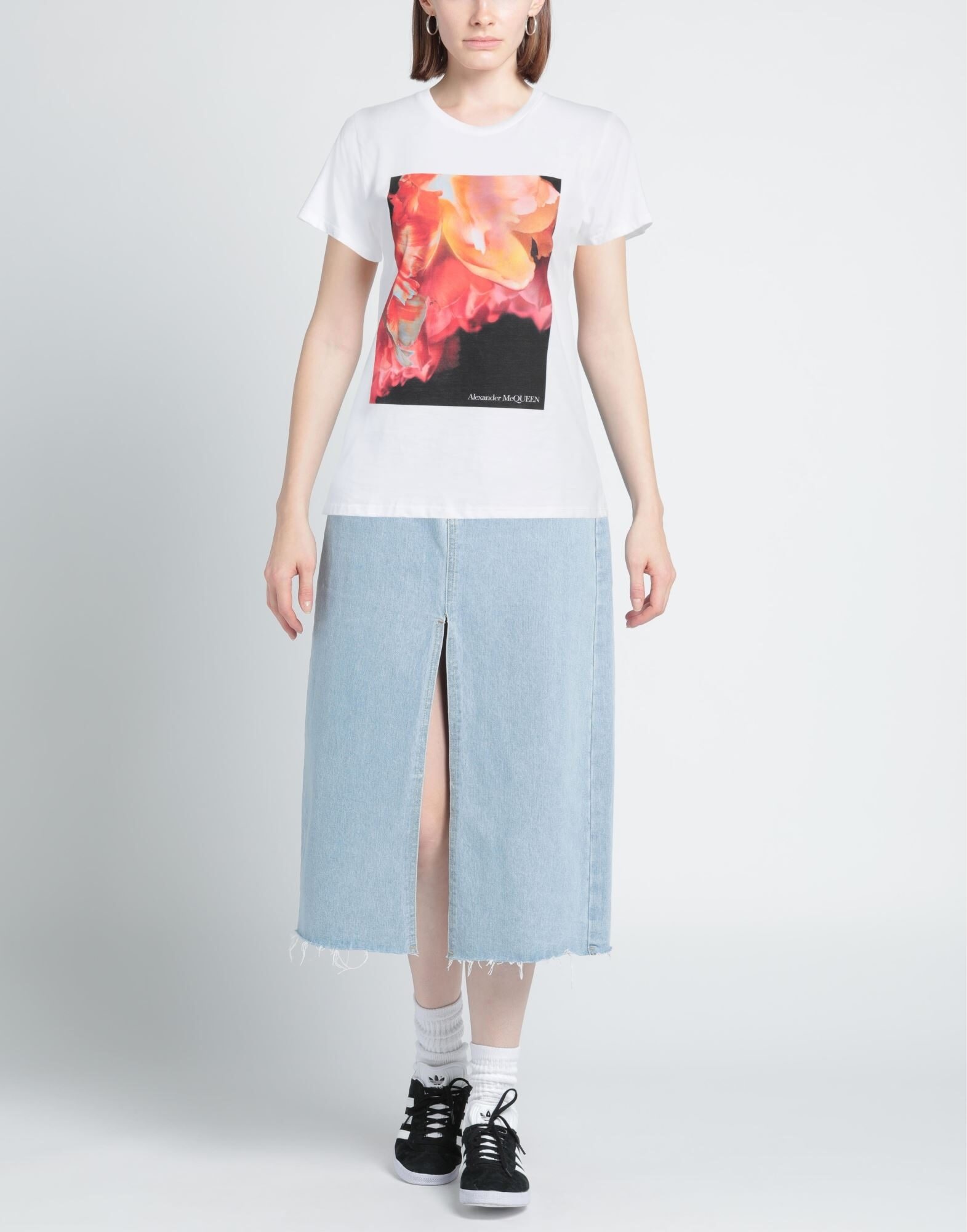 Alexander McQueen White Women's T-shirt | yoox | REVERSIBLE