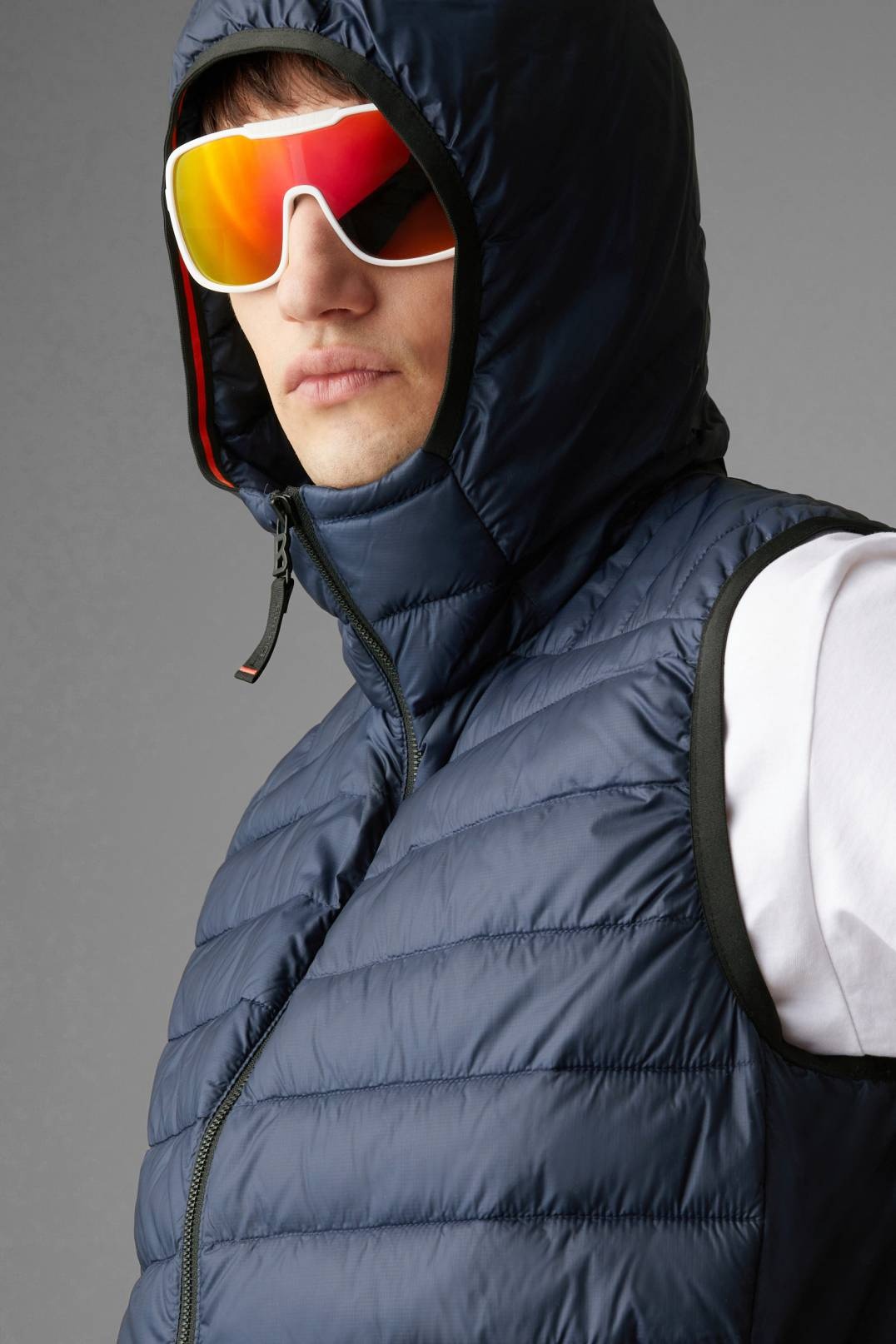 CASAN QUILTED VEST IN BLUE - 5