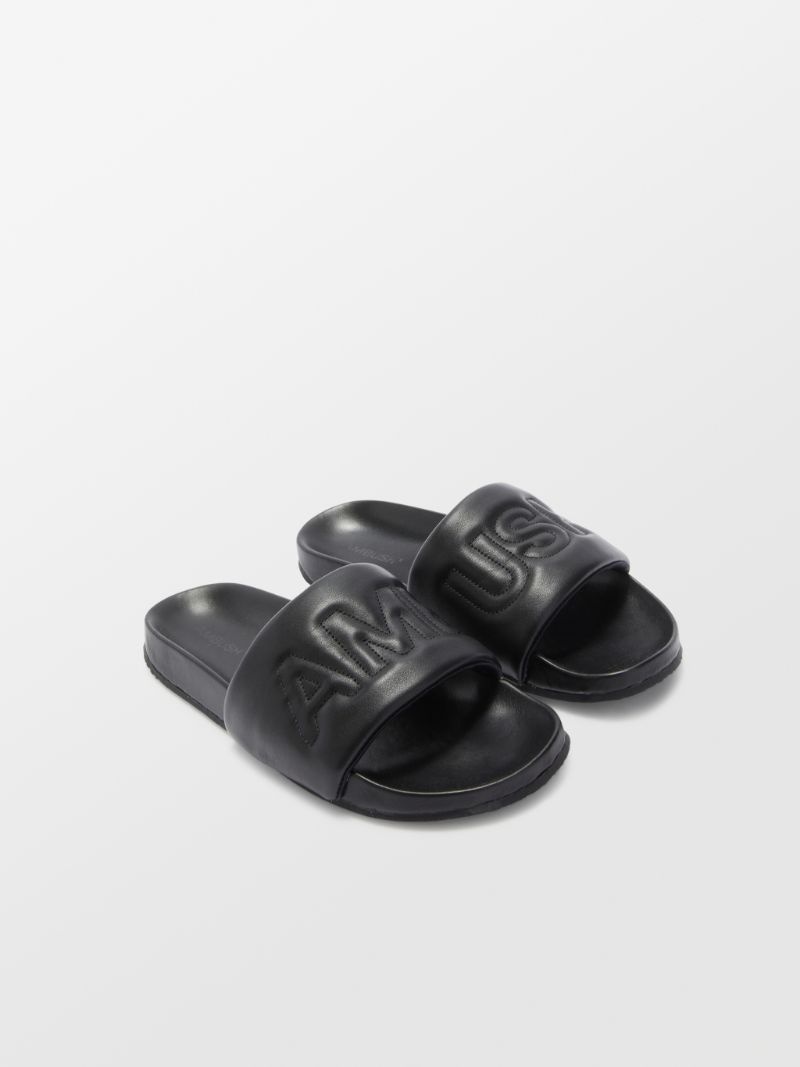 QUILTED LEATHER SLIDER - 2