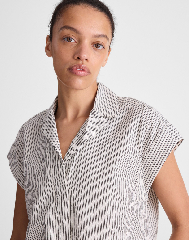 Notch-Collar Popover Shirt in Seersucker 6
