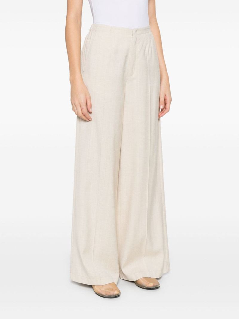 wide-leg trousers 3