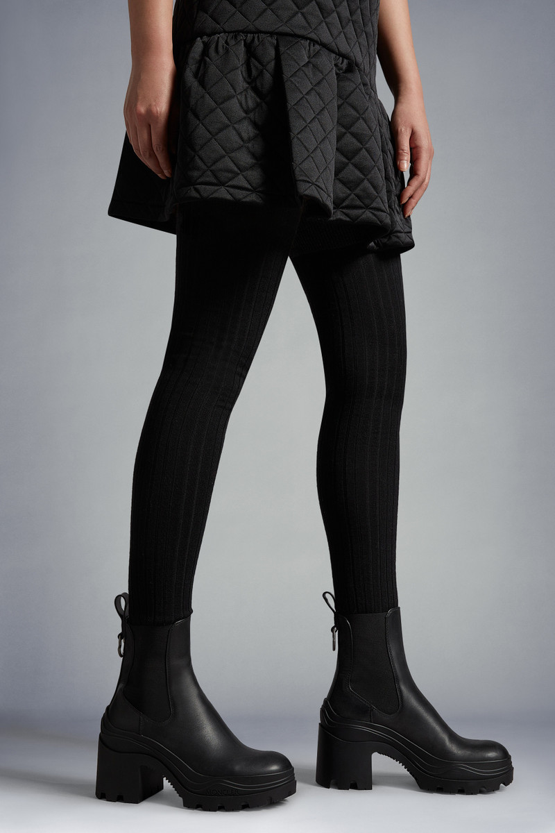 Moncler Envile Chelsea Boots outlook