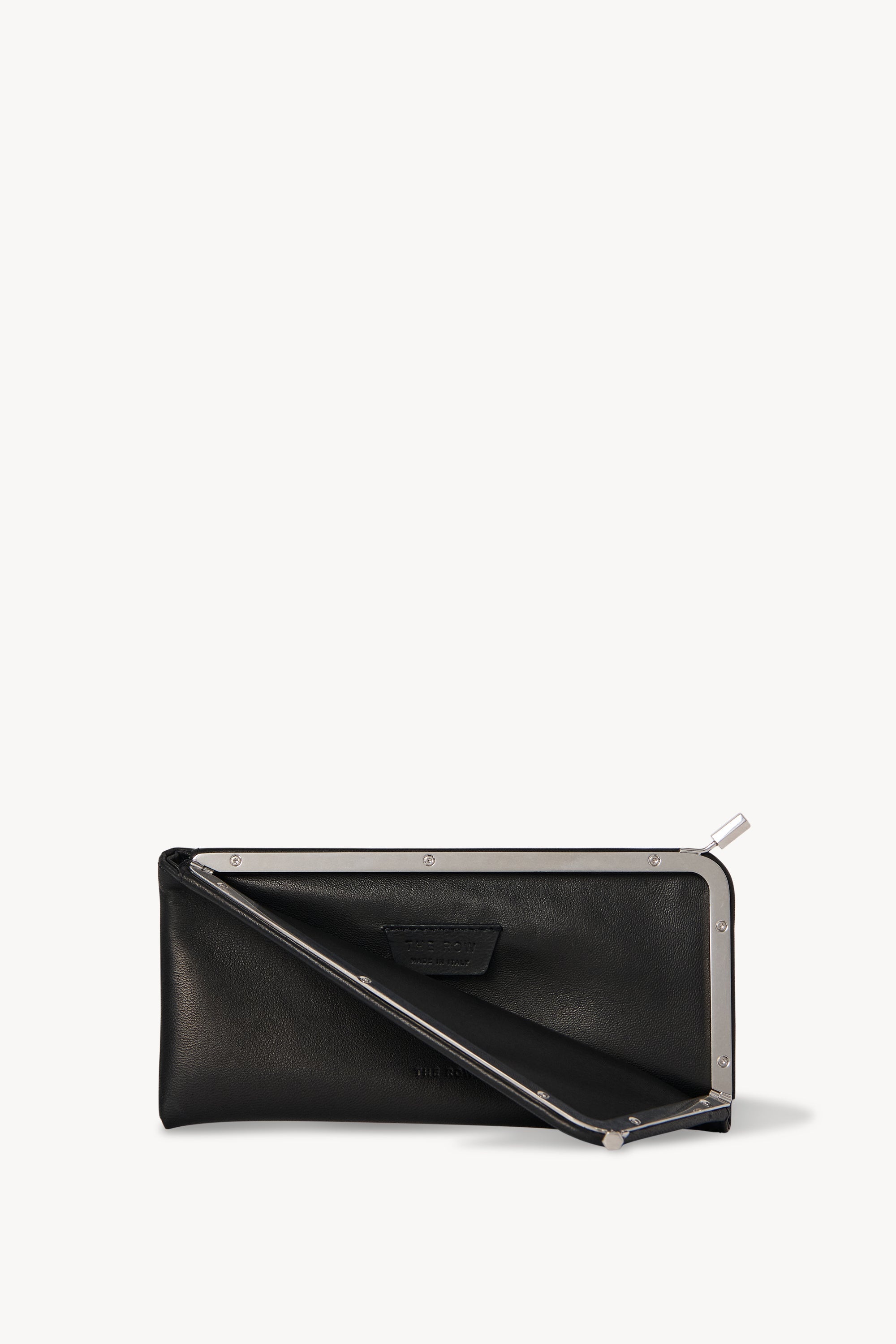 Clasp Sunglasses Case in Leather - 2