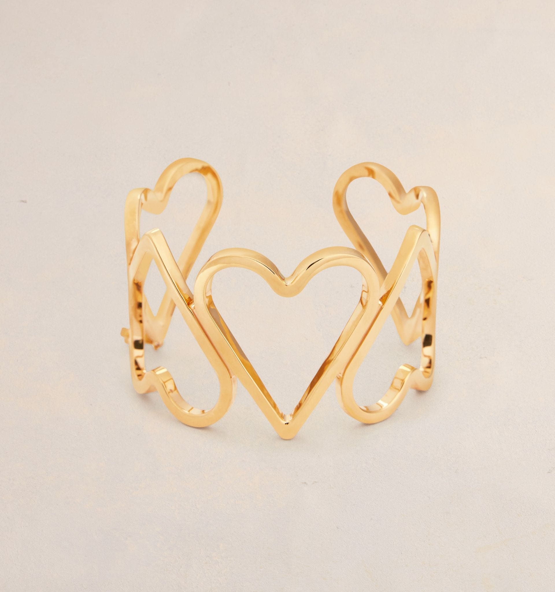 Oversize Upside Down Hearts Bracelet - 3