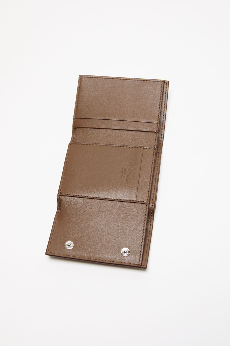 Trifold leather wallet - Camel brown 6