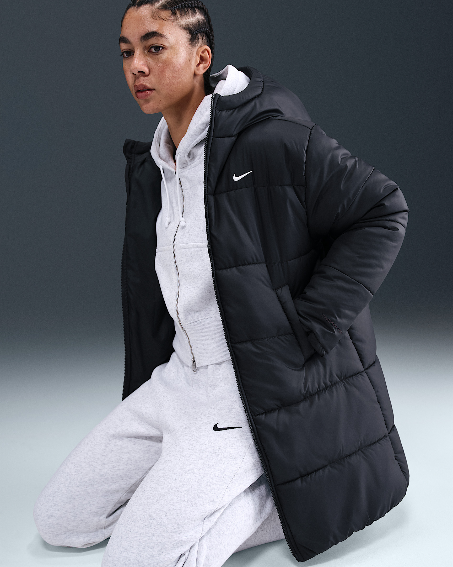 Nike Sportswear Classic Women's Therma-FIT Loose Hooded Parka - 3