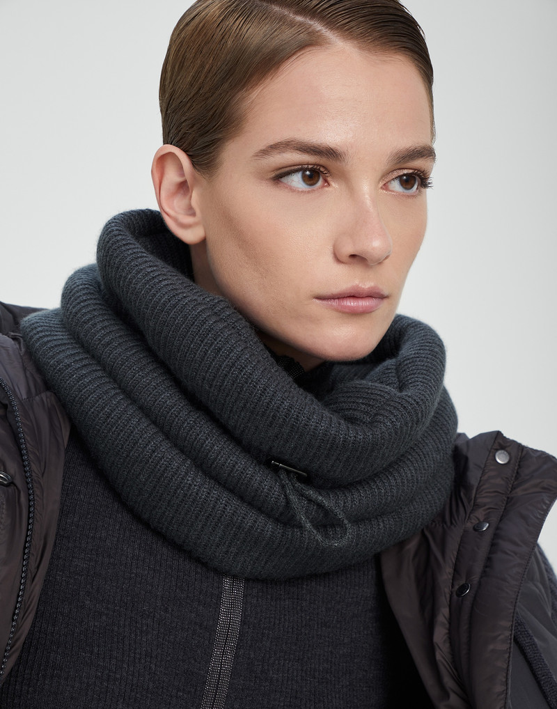 Cashmere English rib knit neck warmer with down padding, zipper and shiny trim 3
