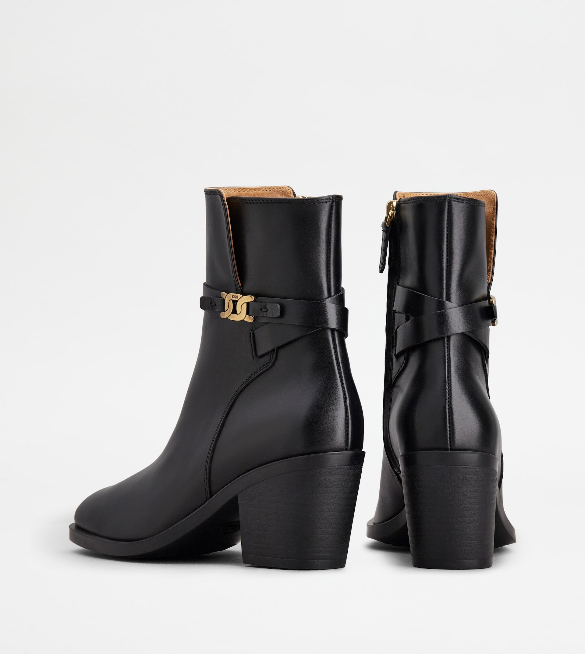 ANKLE BOOTS IN LEATHER - BLACK - 3