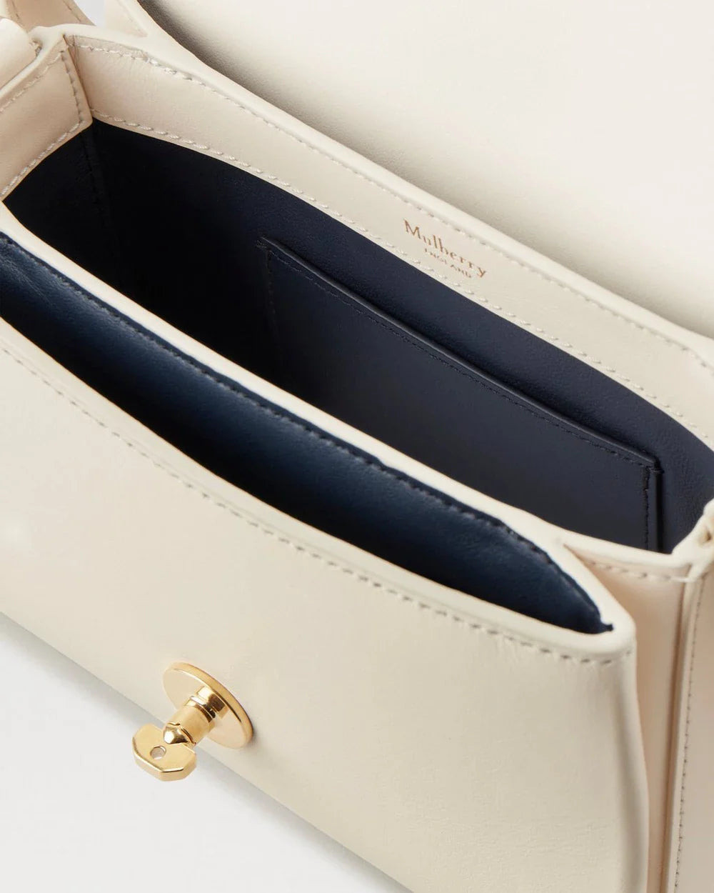 Small Lana Top Handle Eggshell High Gloss Leather - 5