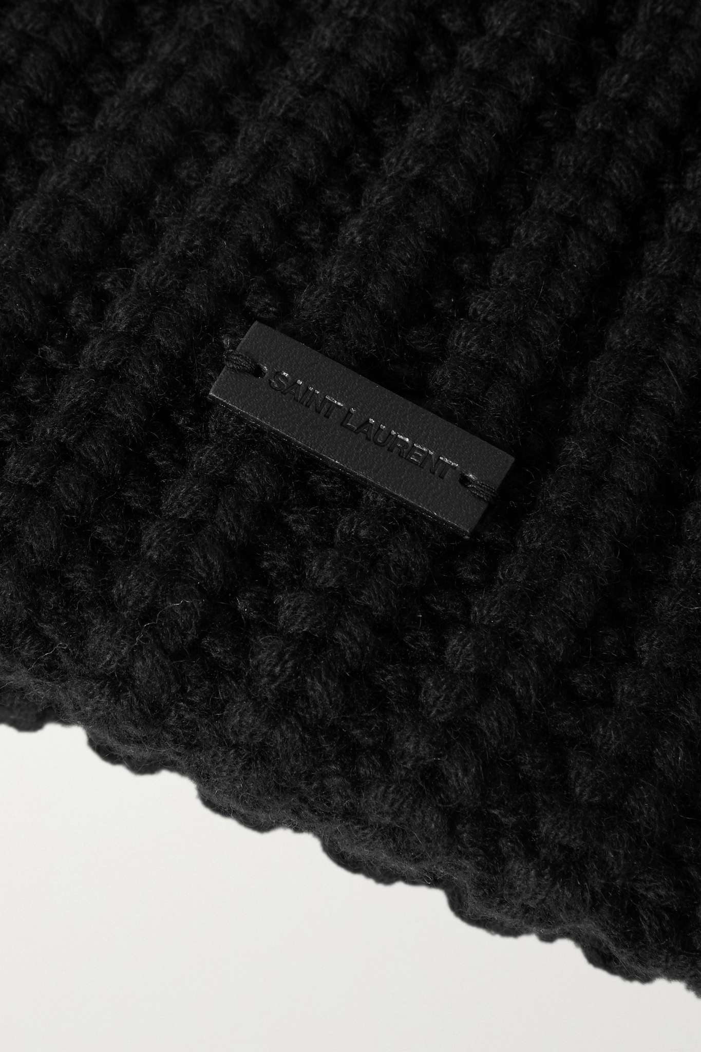 Appliquéd ribbed cashmere beanie - 2