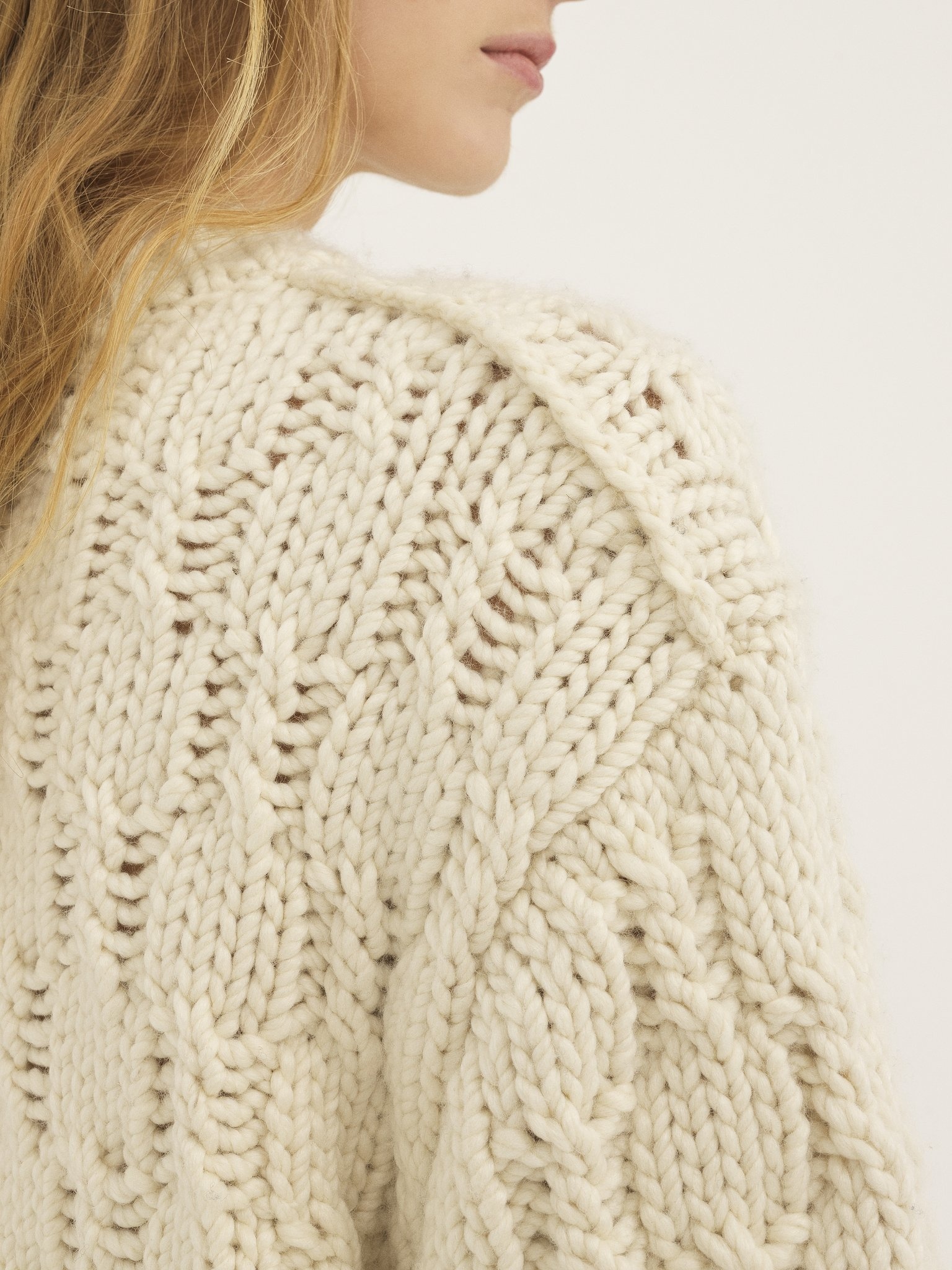 CROPPED INTARSIA KNITTED SWEATER IN WOOL BLEND - 6