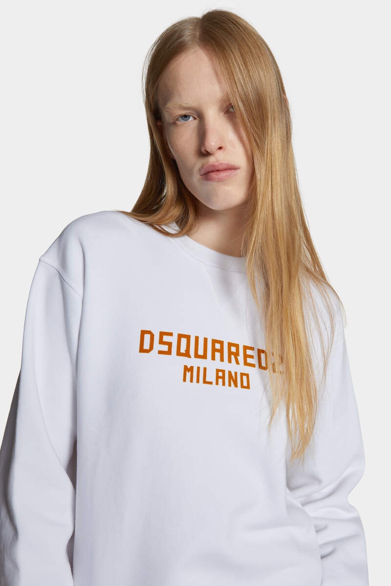 JUST RIGHT FIT D2 MILANO CREWNECK SWEATSHIRT - 5