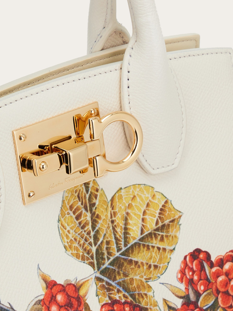 Ferragamo Studio 박스 백 (S) 8