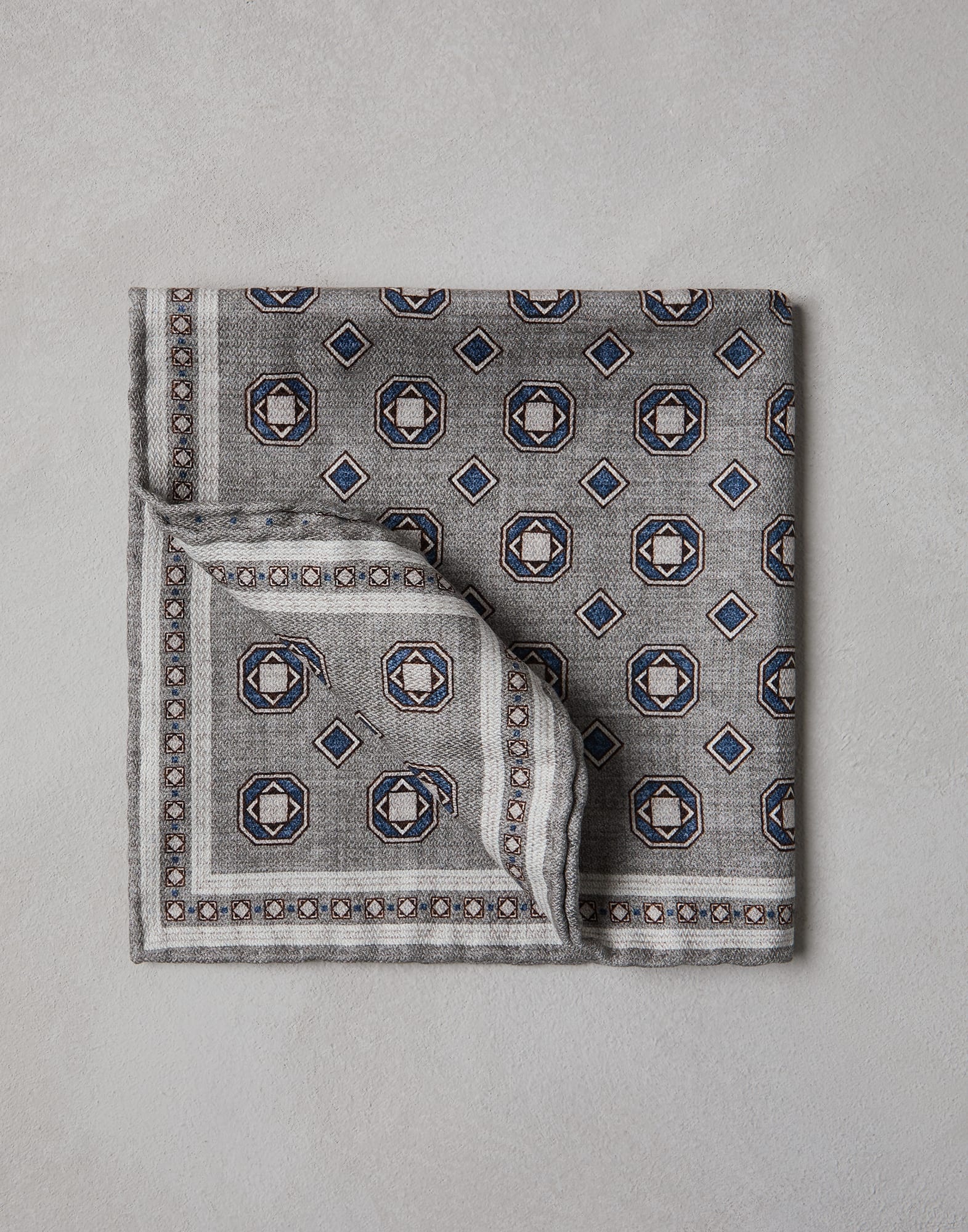 Double face silk pocket square with geometric pattern - 1