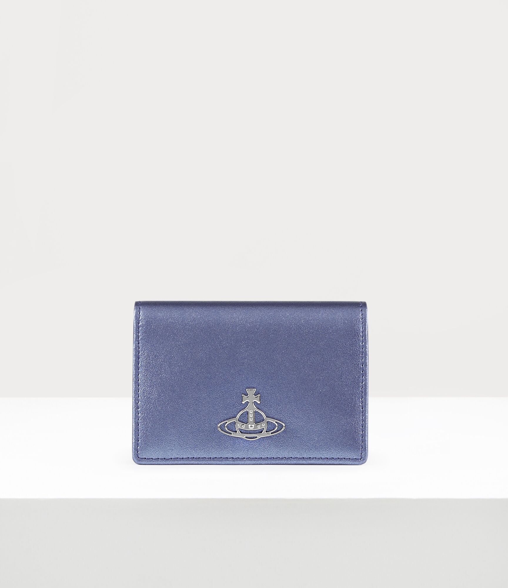 PEARLISED LEATHER CARD HOLDER - 1