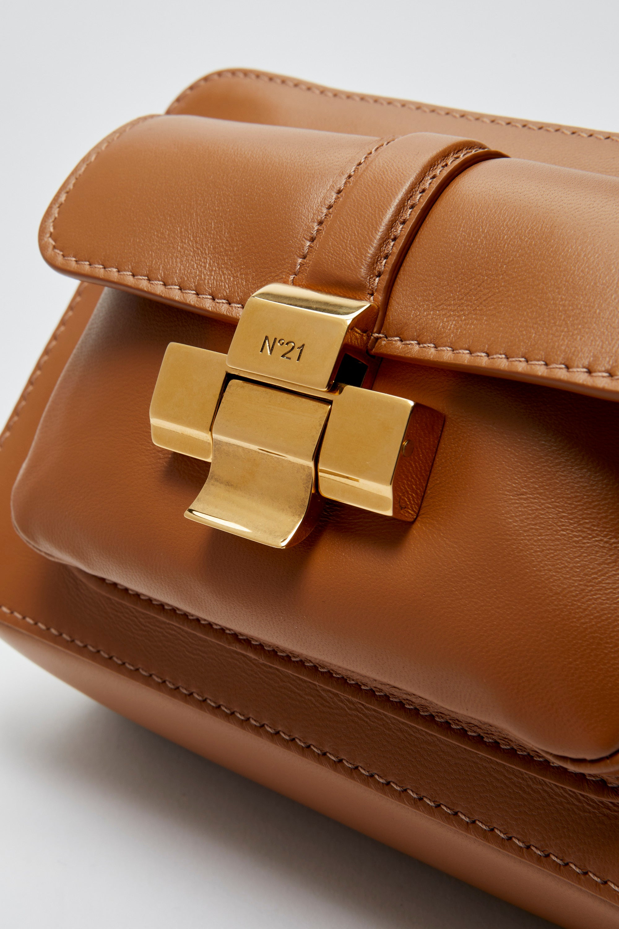 LEATHER CAMERA BAG - 4