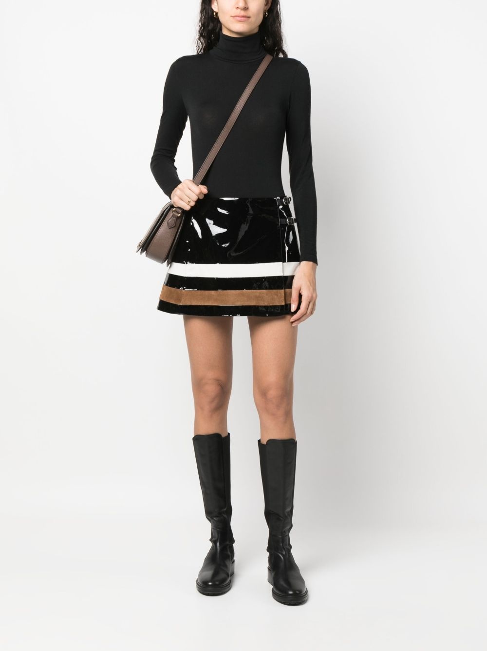 buckle-fastening patent-leather miniskirt - 2