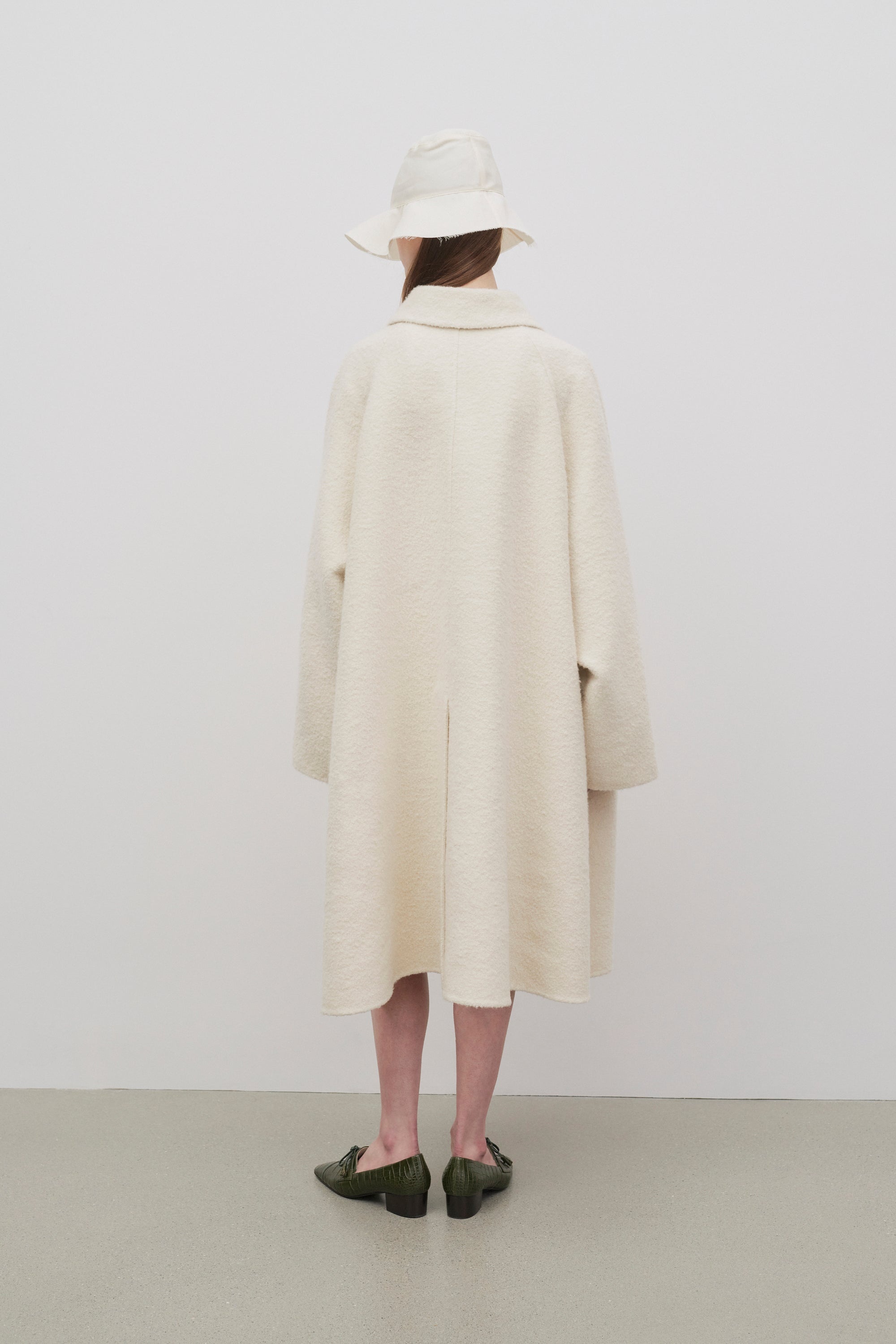 Garthel Coat in Cashmere and Silk - 5