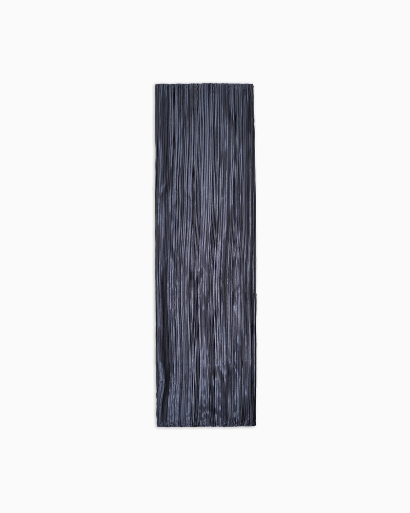 STOLE IN PLEATED FABRIC 1