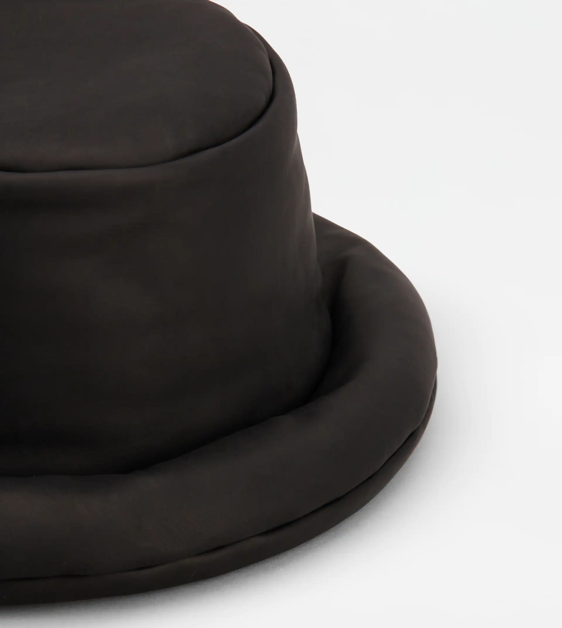 HAT IN LEATHER - BLACK - 3