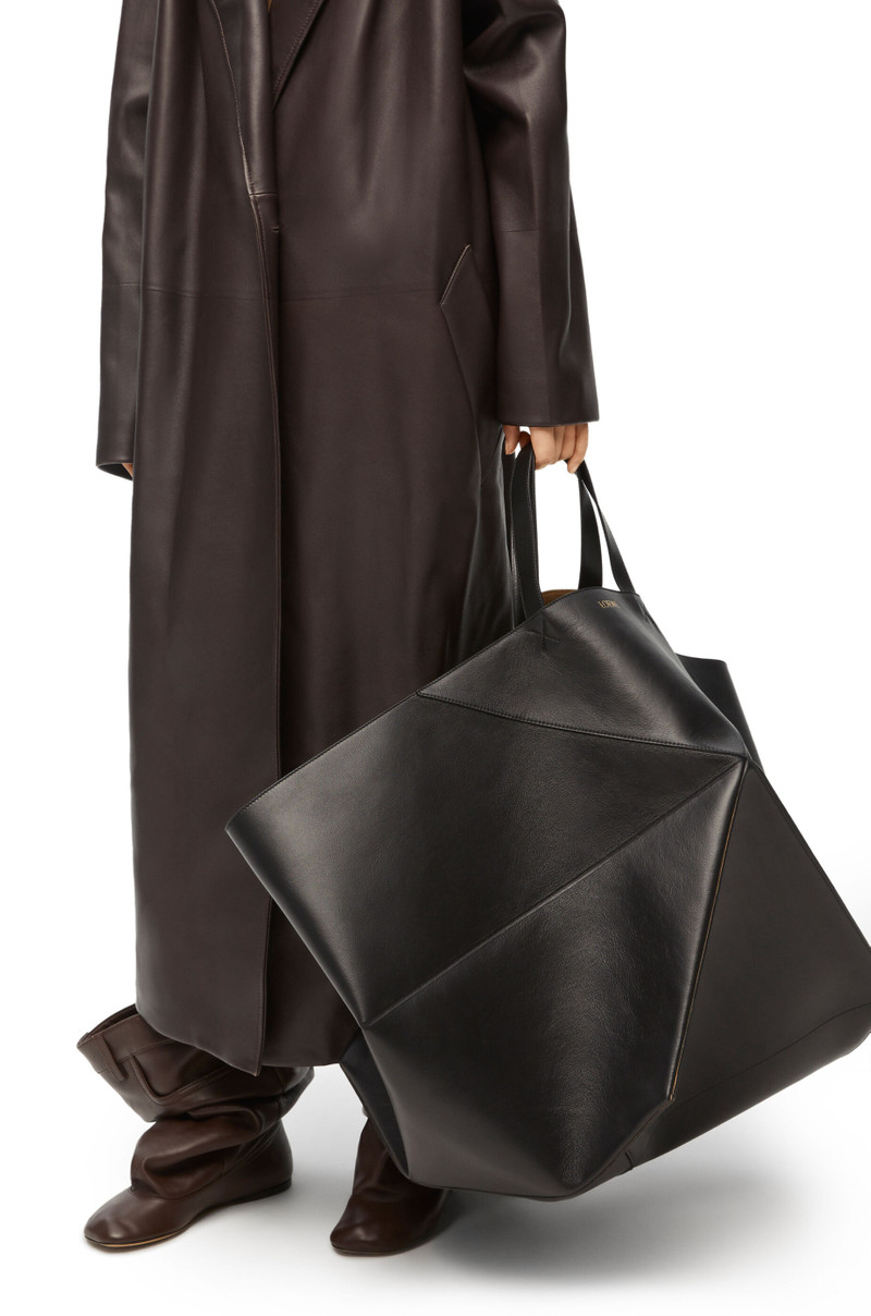 Loewe XXL Puzzle Fold Tote in shiny calfskin outlook