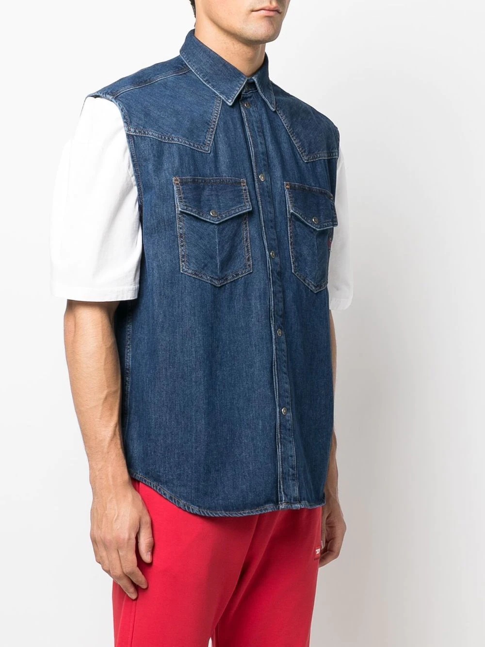 embroidered-logo denim vest - 3