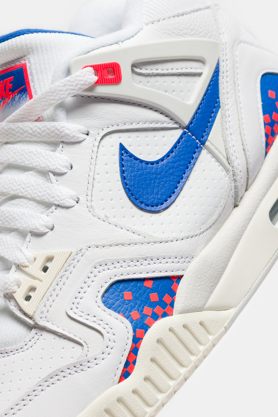 Air Tech Challenge 2 Sneaker in White/Royal Blue/Laser Crimson - 6