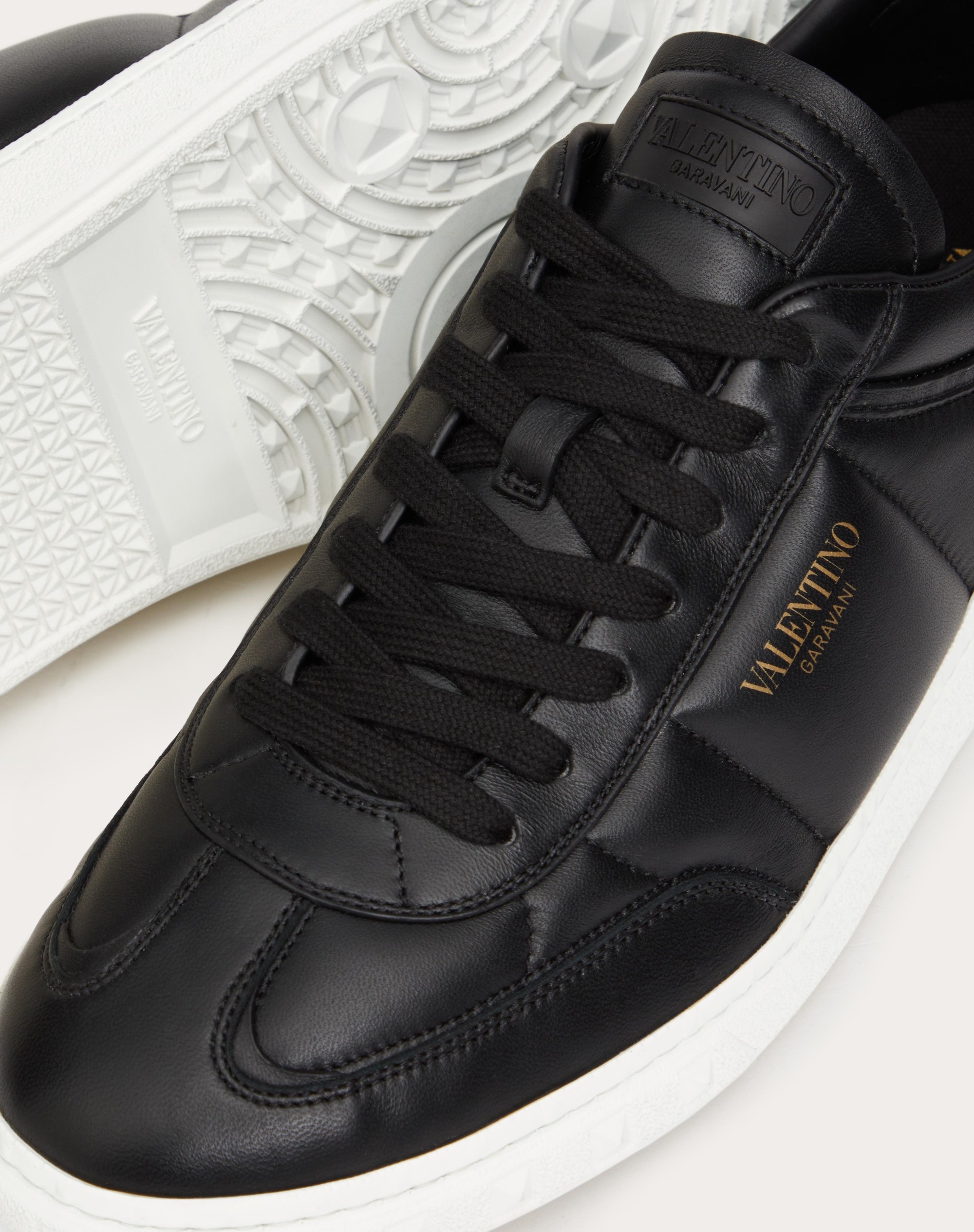 UPVILLAGE LOW TOP NAPPA LEATHER SNEAKER - 5