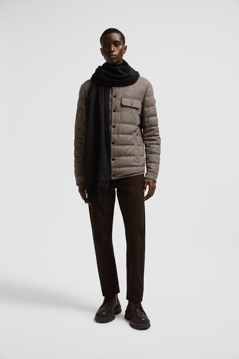 Moncler Cashmere Scarf outlook