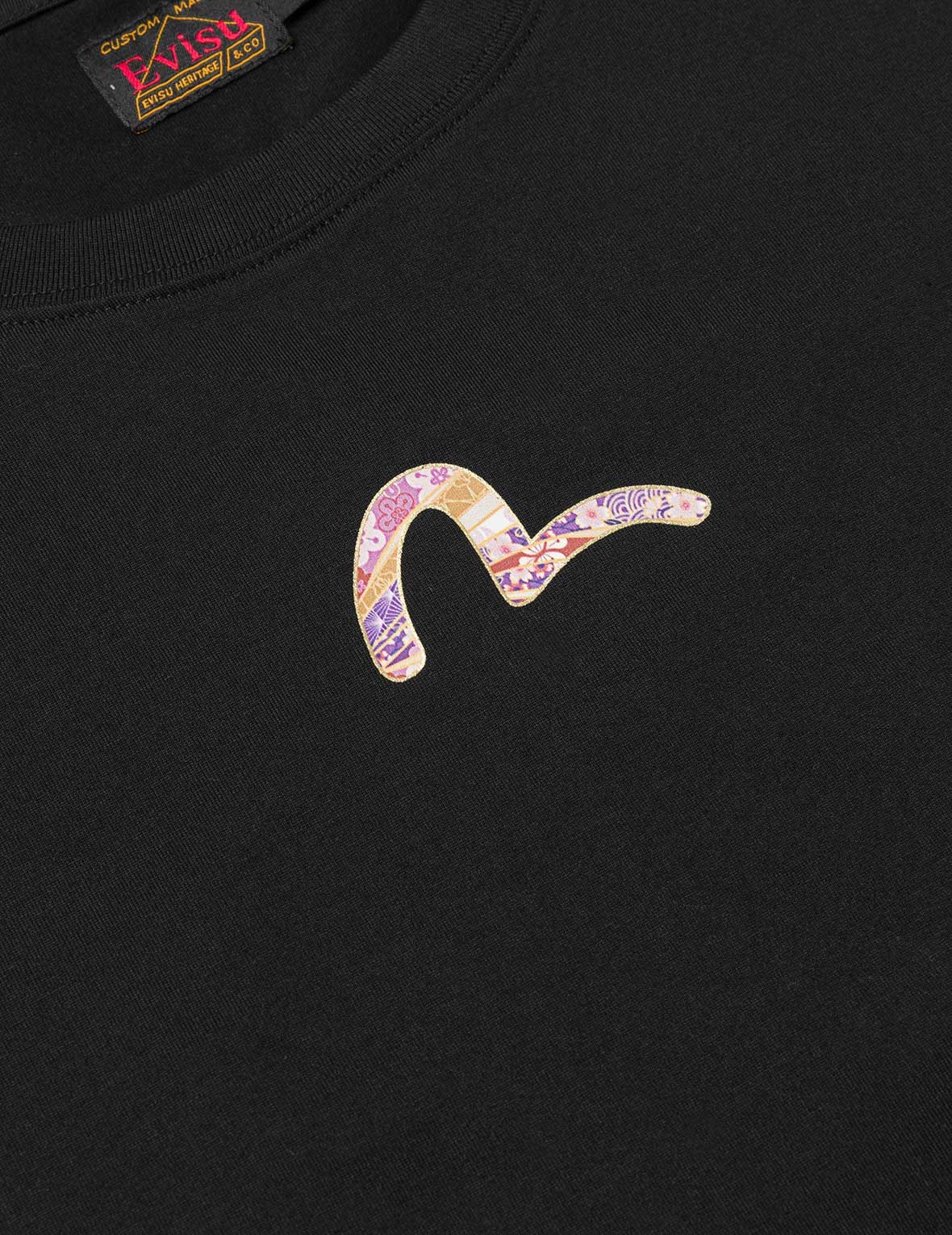 Magnolia and Knots Daicock Print Boyfriend T-shirt - 5