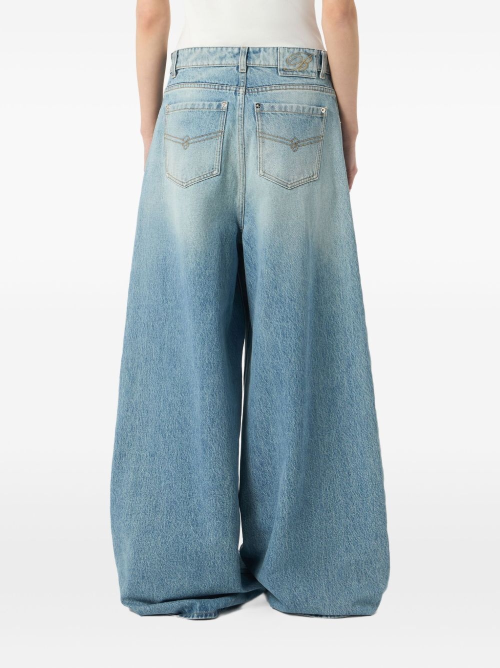 stone-washed jeans - 4