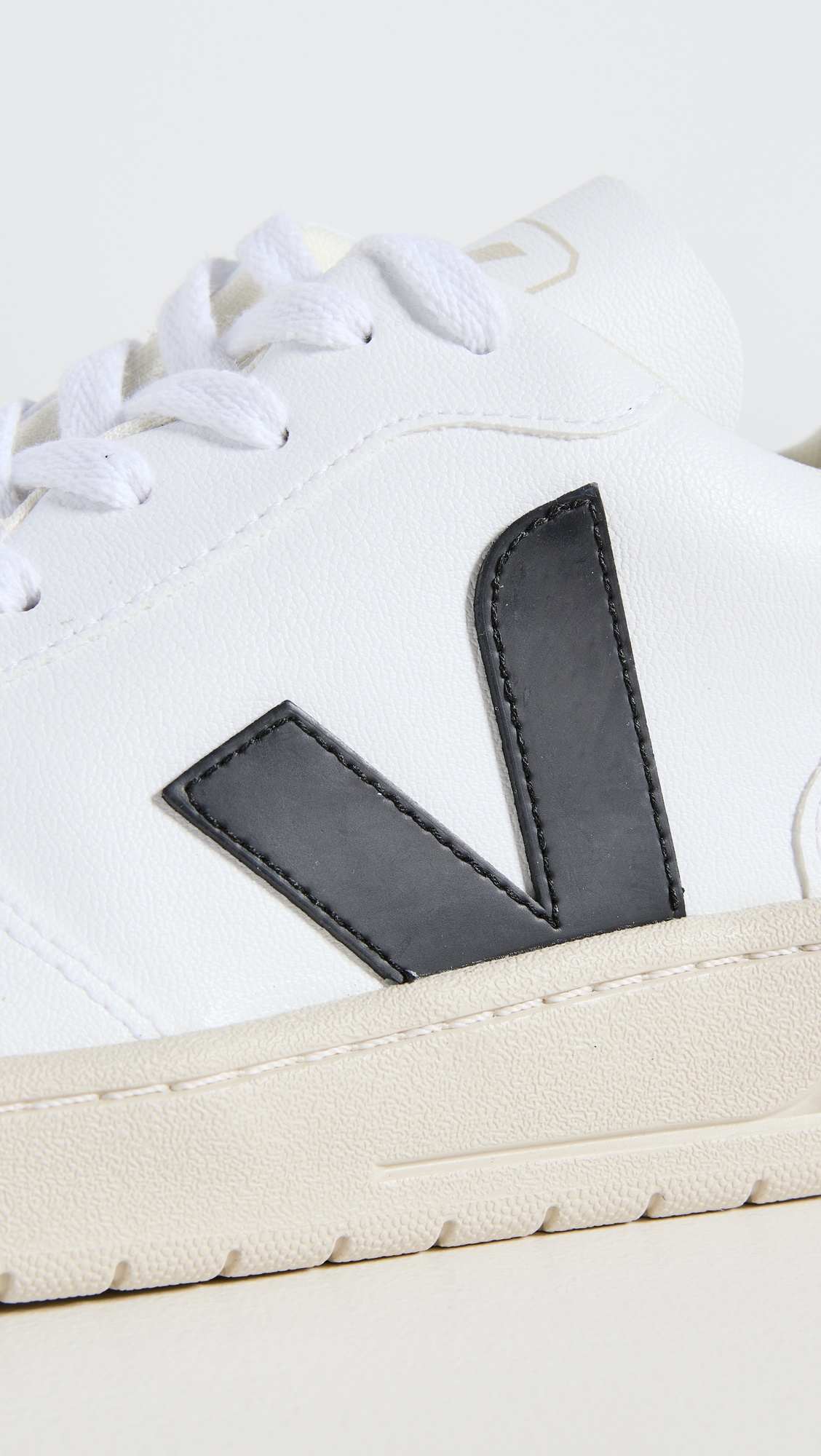 V-10 CWL Sneakers - 4