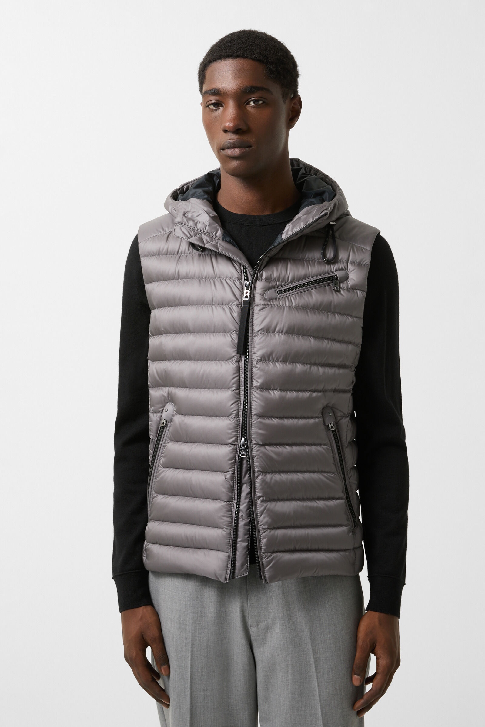 Lonne lightweight down vest in Gray - 2