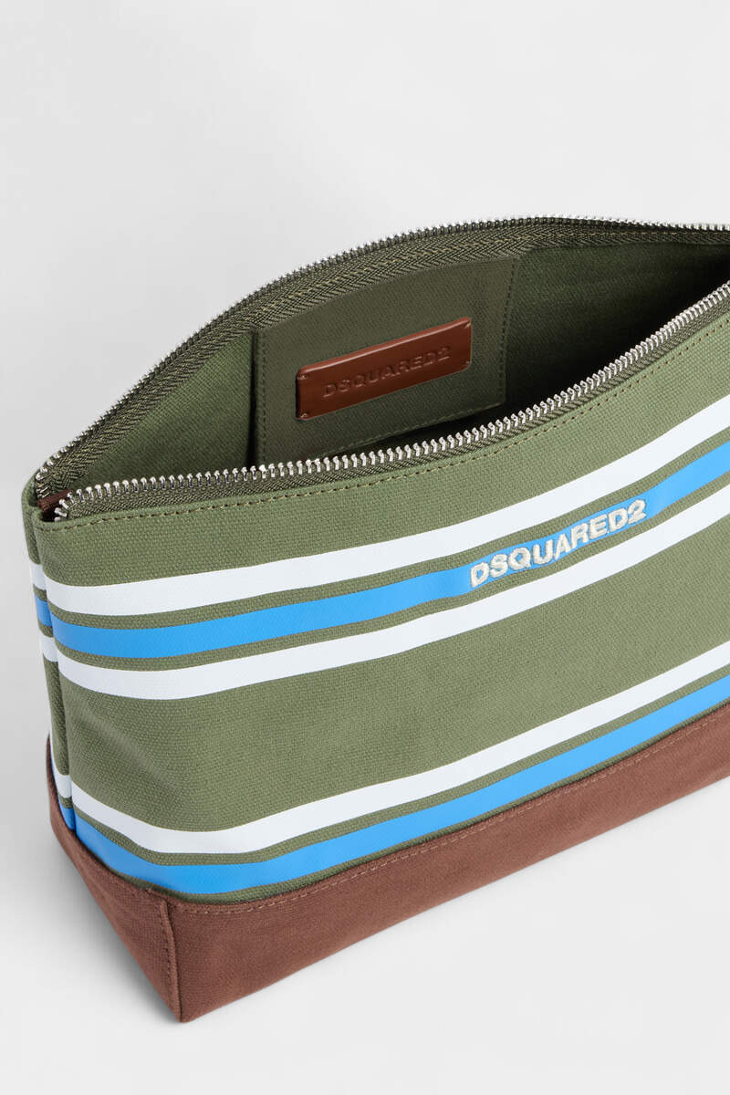 D2 COLLEGE BEAUTY CASE 4