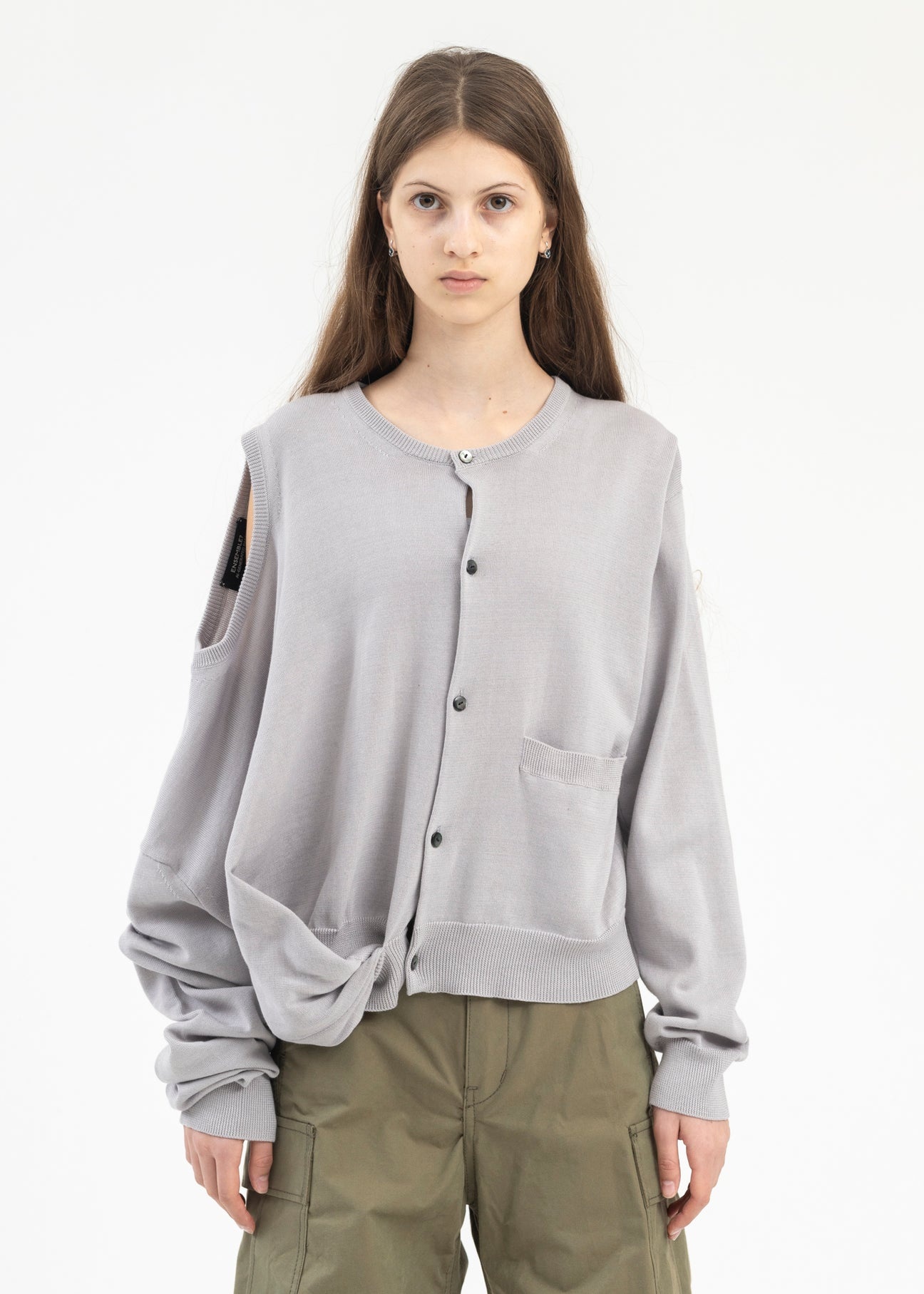 GREY AI IMAGE GENERATION MISTAKE KNITWEAR - 1