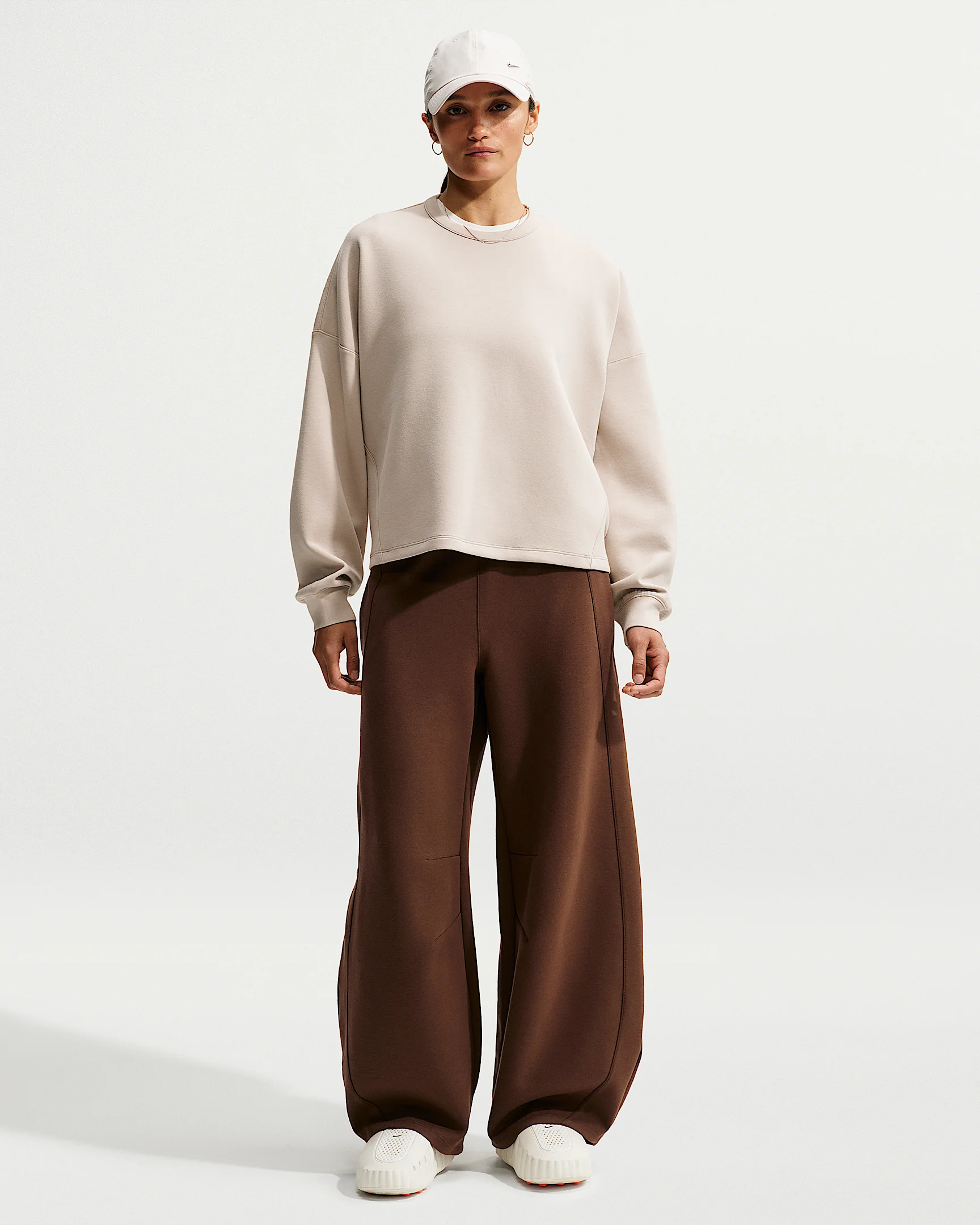 Nike 24.7 ImpossiblySoft Women's High-Waisted Wide-Leg Pants - 1