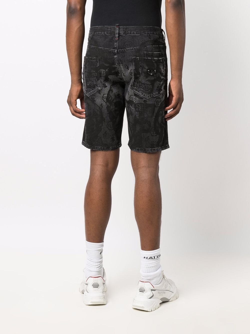 Mykonos-fit denim short - 4