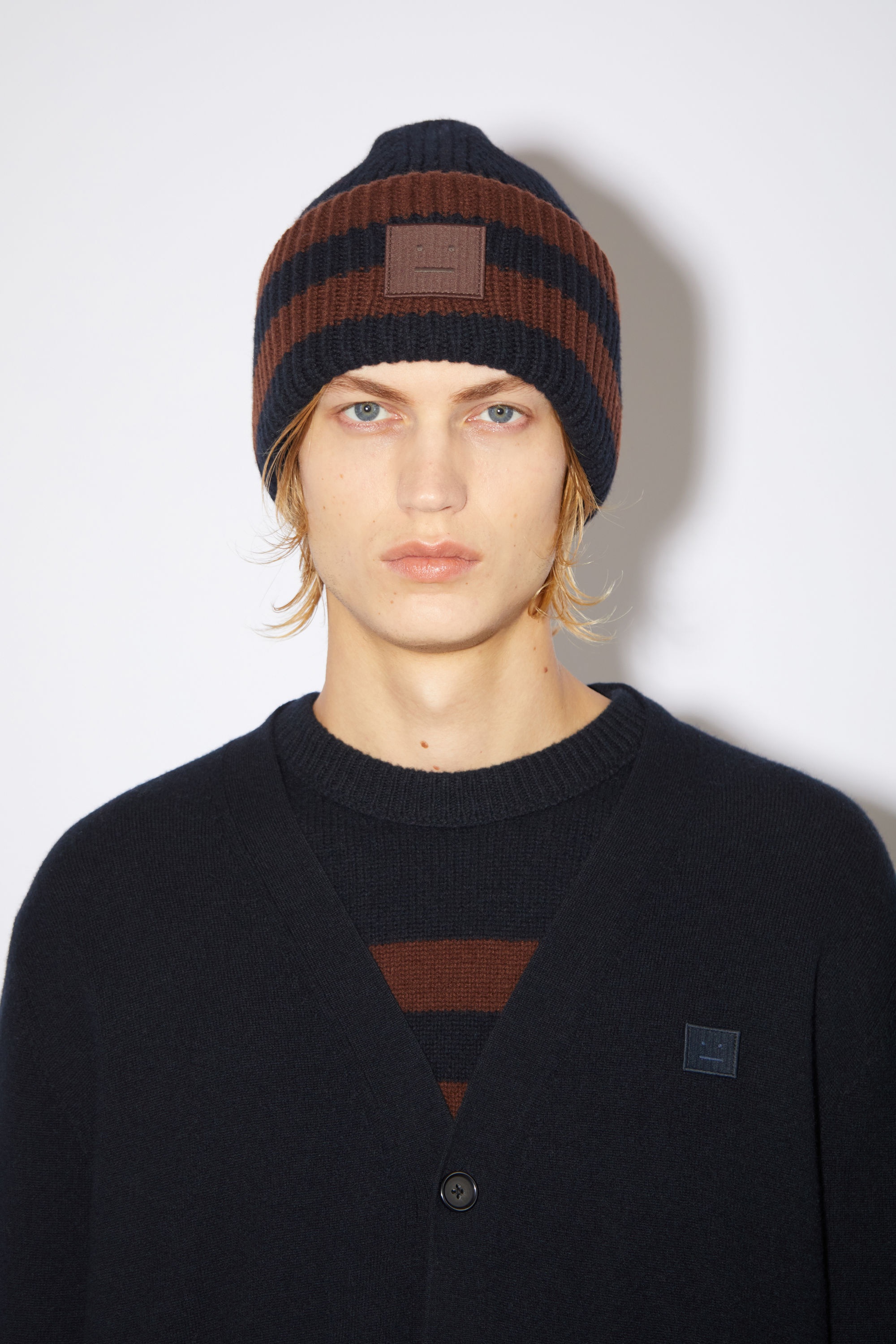 Striped logo beanie - Black/brown - 3