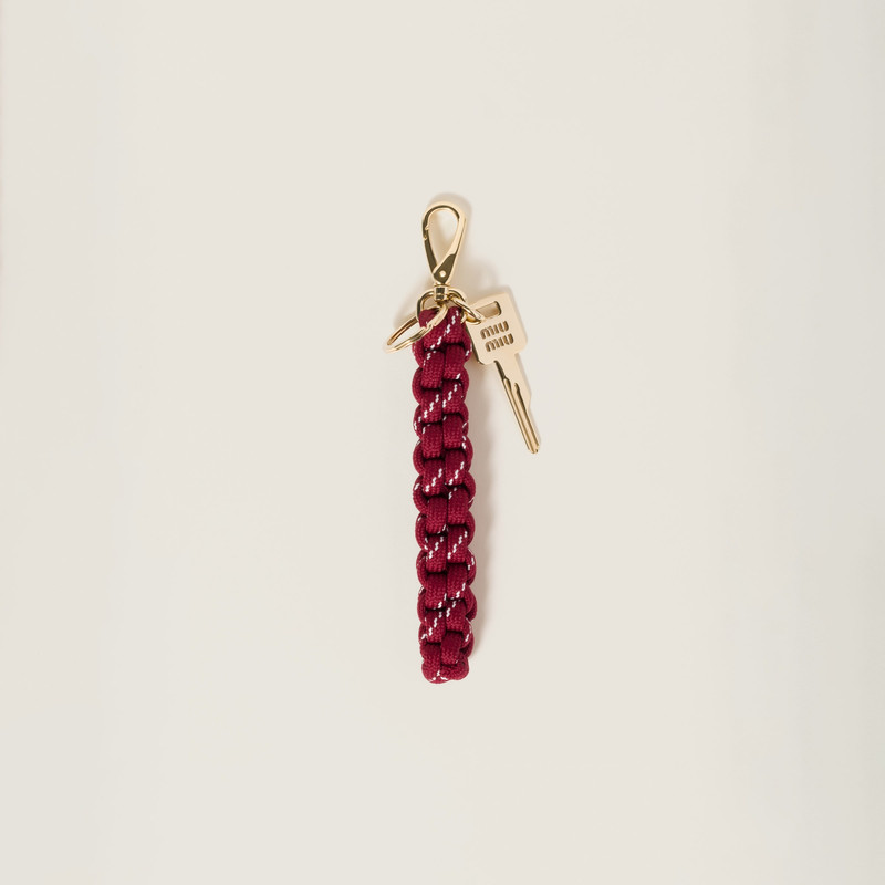 Cord and nylon trick 1