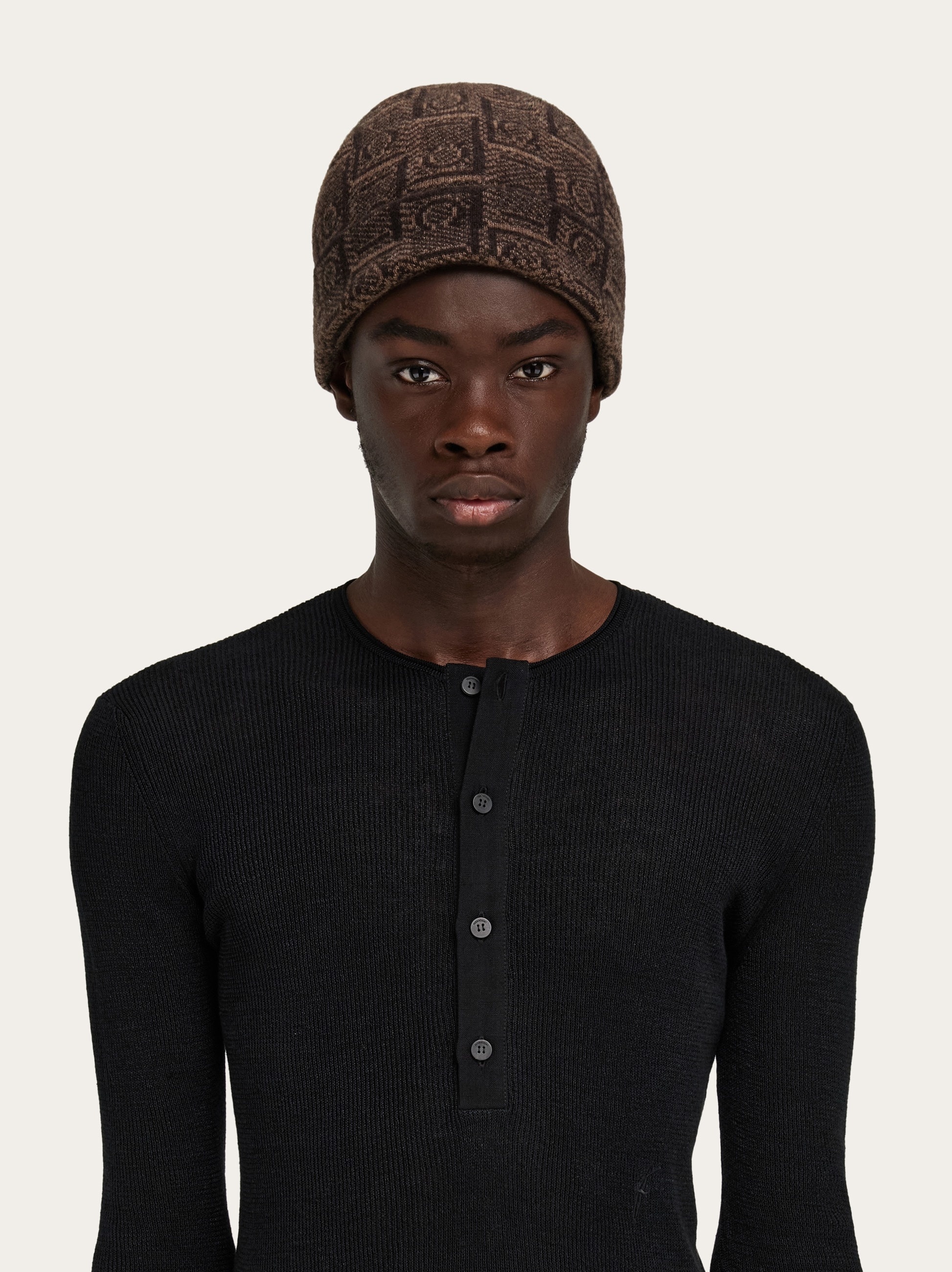 Ferragamo monogram beanie - 4