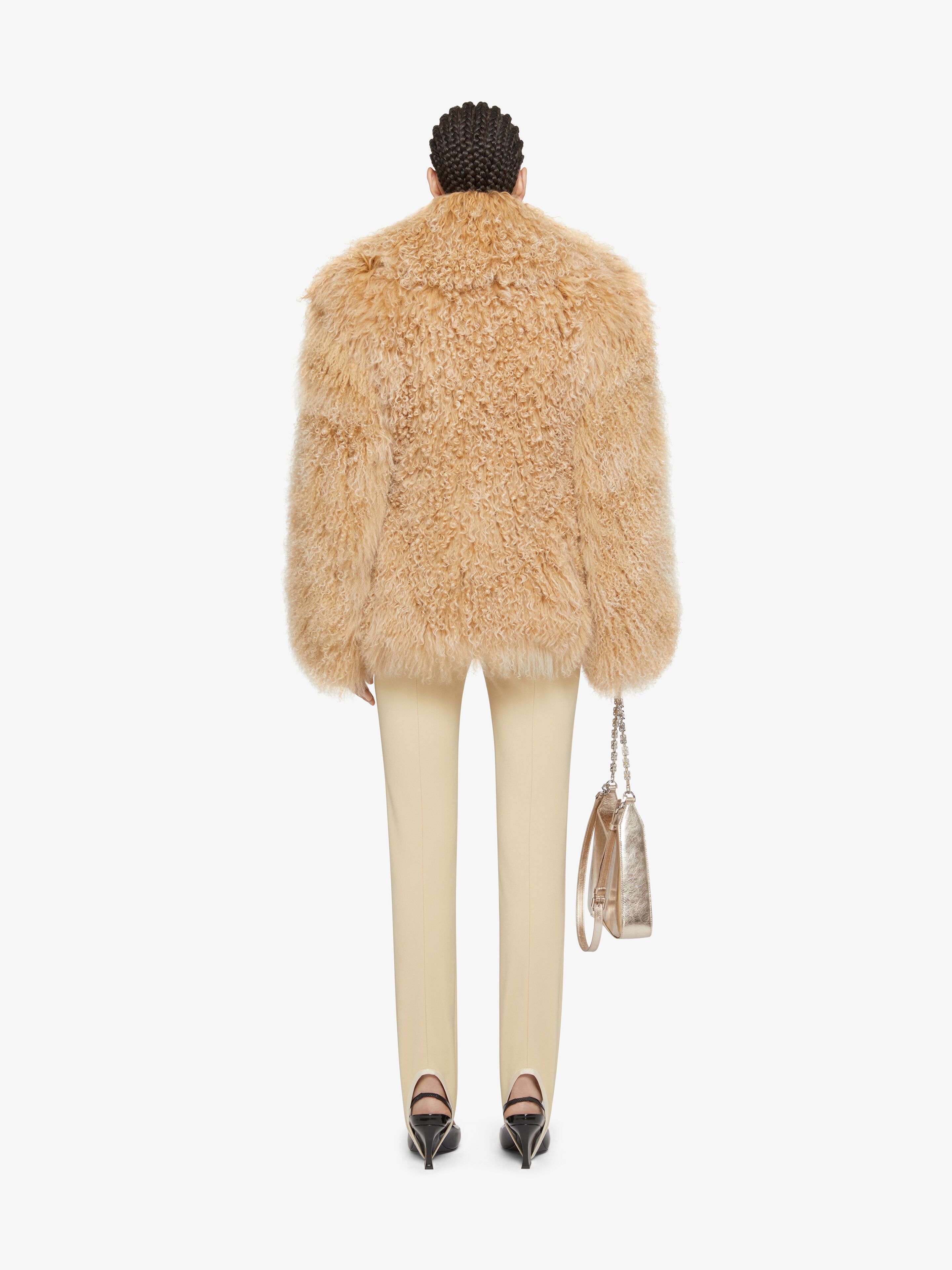 COAT IN FUR - 4